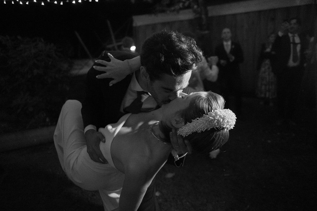 wedding-photographer-quiet-luxury-france_12_x0jucr