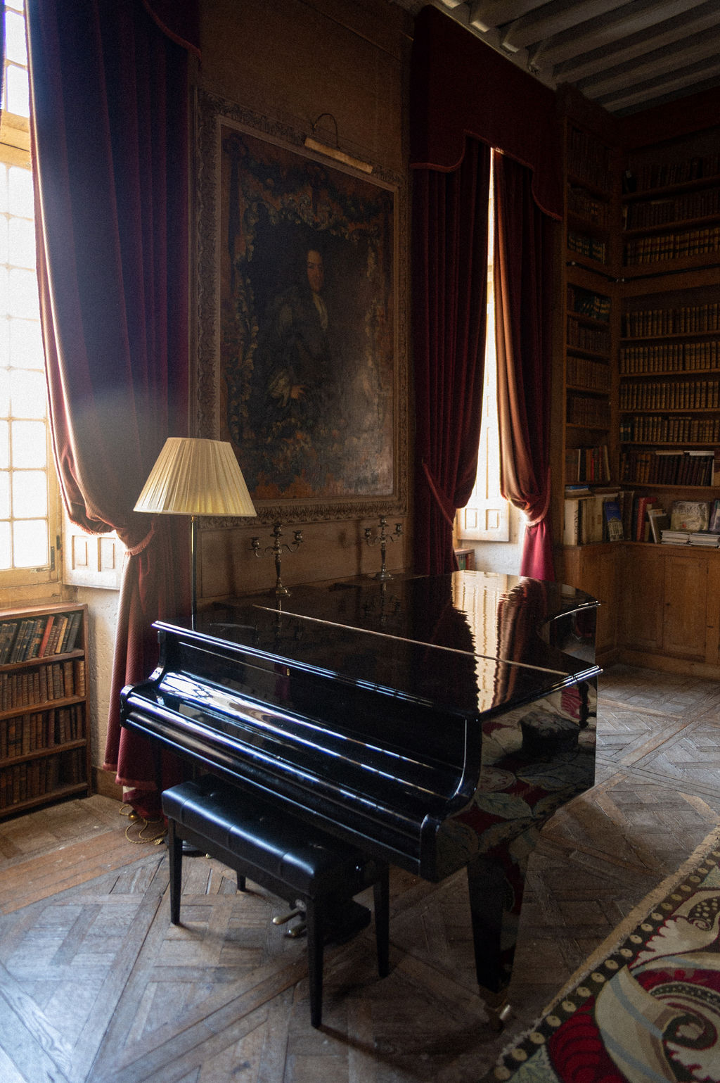 photographe-mariage-baroque-romantique-moody_12_yiiuqe