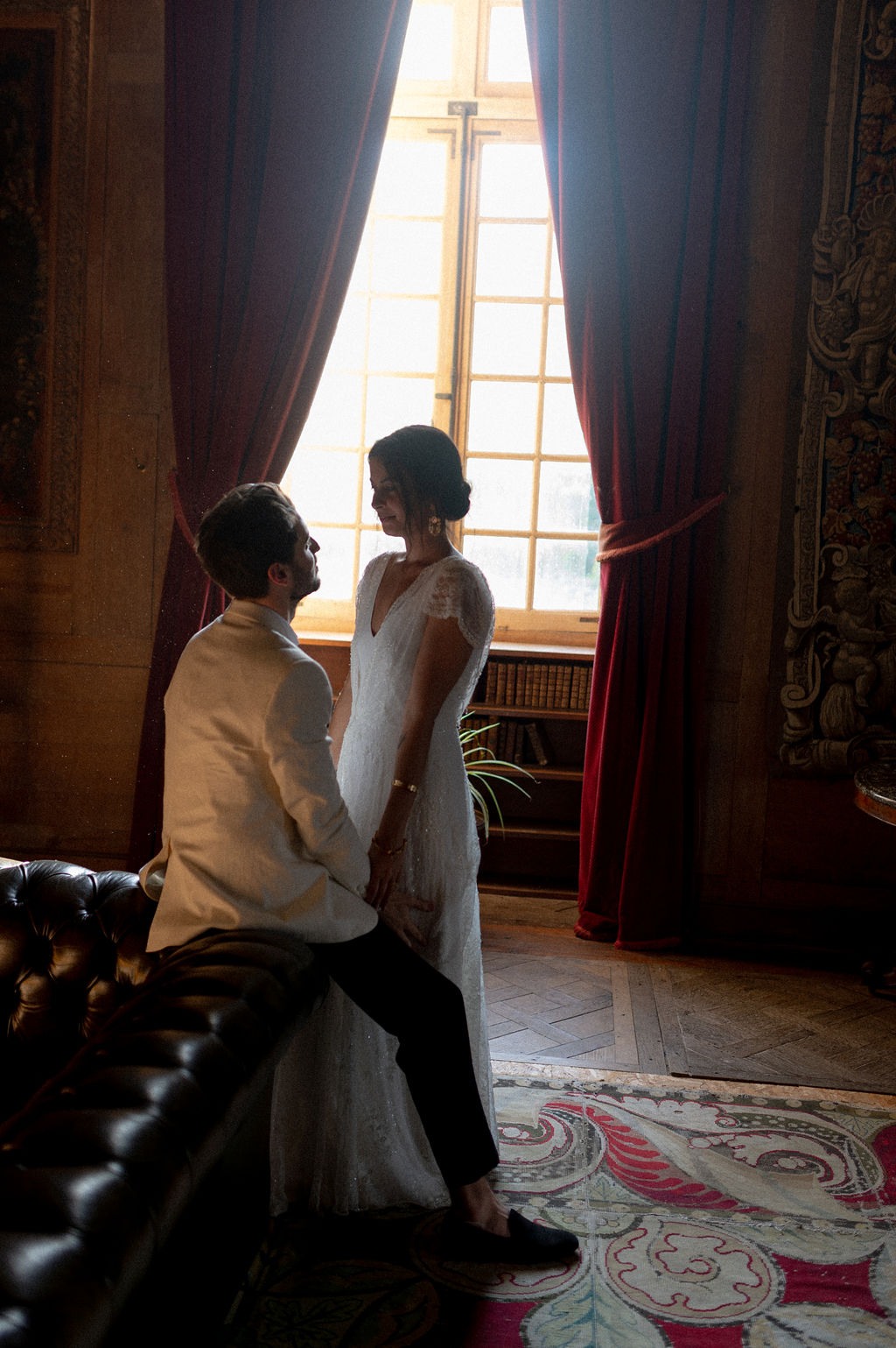photographe-mariage-baroque-romantique-moody_16_tn5q9q