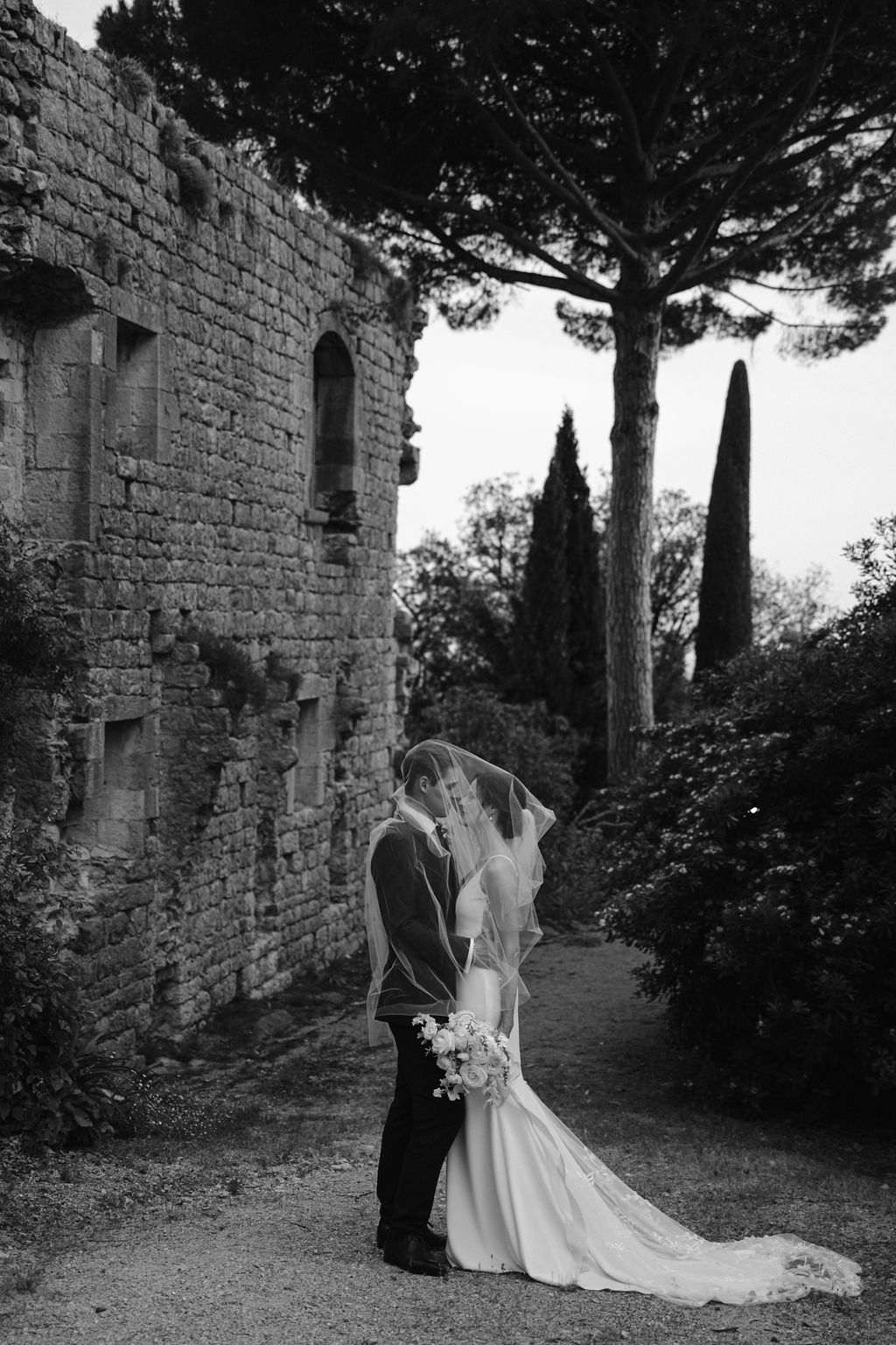 duo-photographes-saint-paul-de-vence-mariage_9_jikjqm
